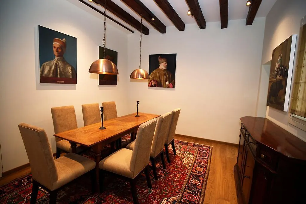 Ferienwohnung Le Conterie Blu E Rosse Venedig Apartment