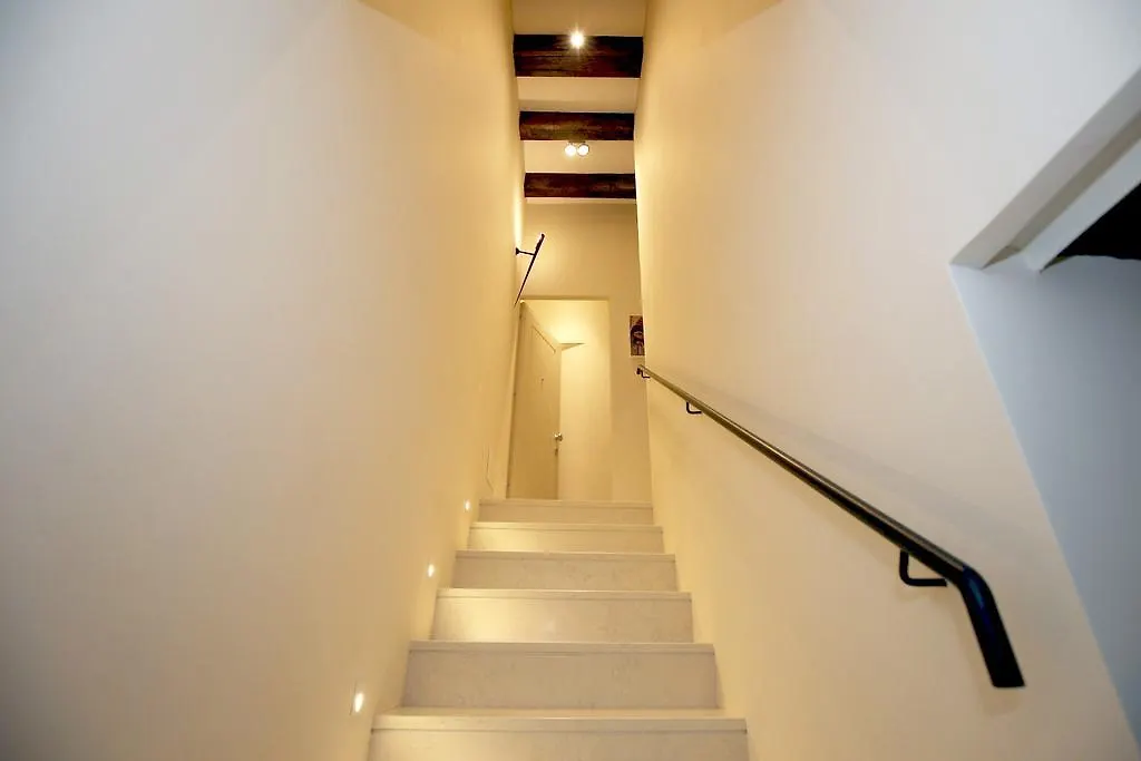 Apartment Ferienwohnung Le Conterie Blu E Rosse Venedig