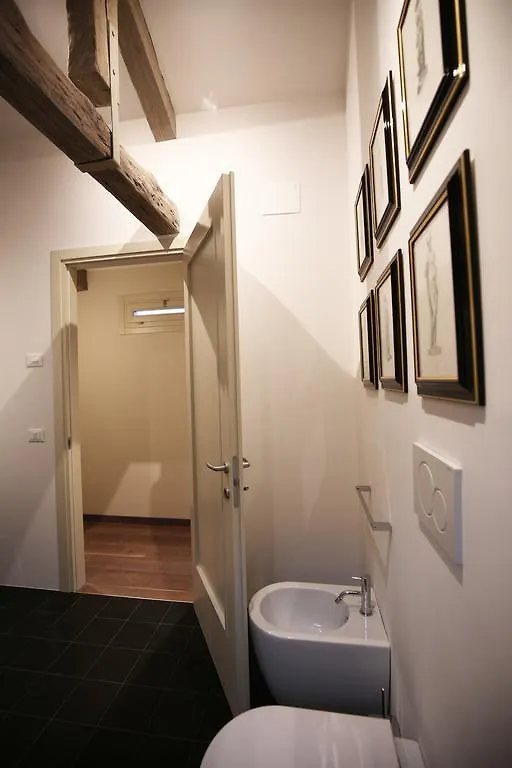 Ferienwohnung Le Conterie Blu E Rosse Venedig Apartment