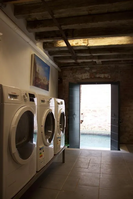Ferienwohnung Le Conterie Blu E Rosse Venedig Apartment
