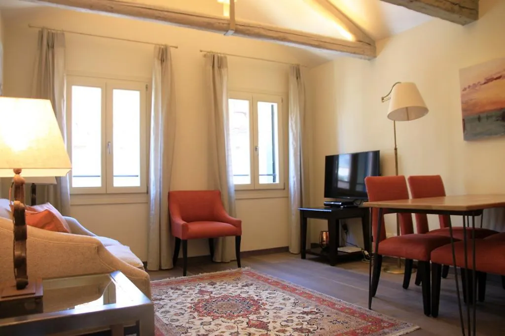 Ferienwohnung Le Conterie Blu E Rosse Venedig Apartment
