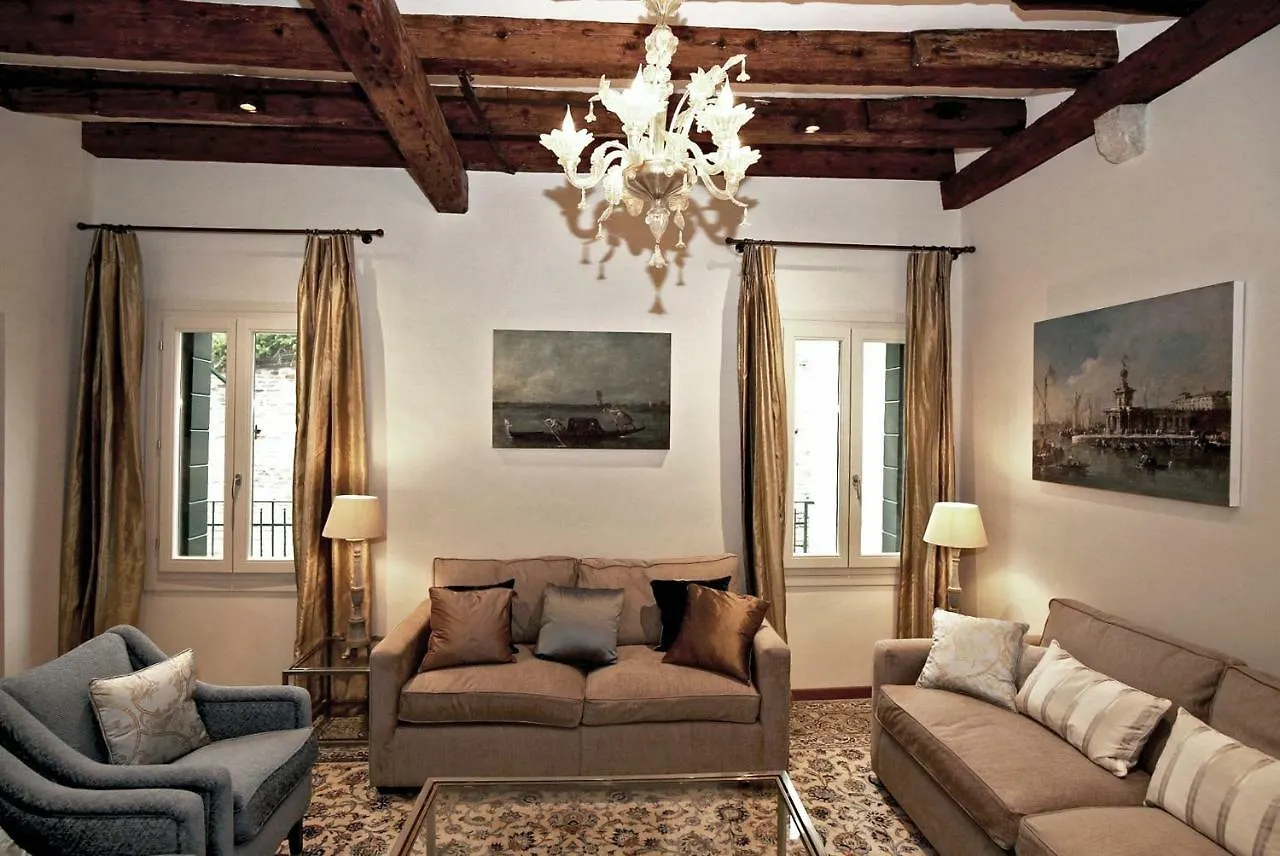 Apartment Ferienwohnung Le Conterie Blu E Rosse Venedig Italien