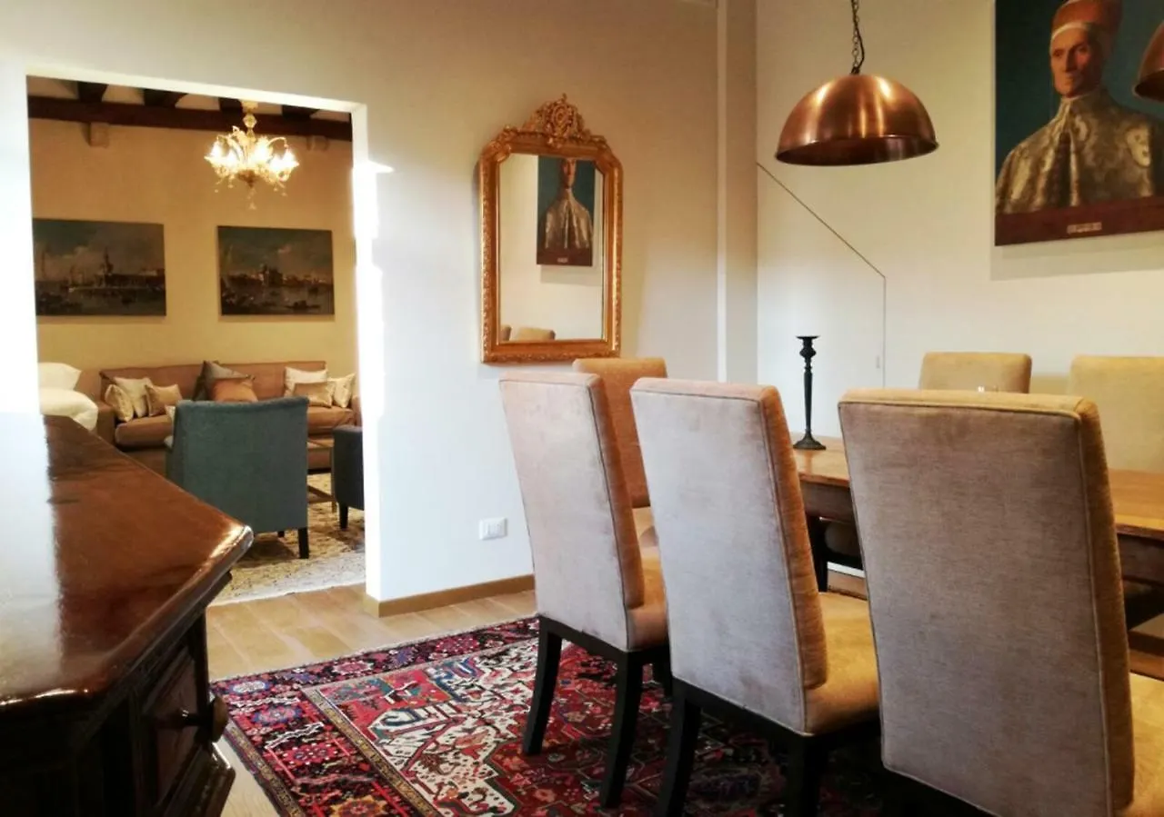 Apartment Ferienwohnung Le Conterie Blu E Rosse Venedig